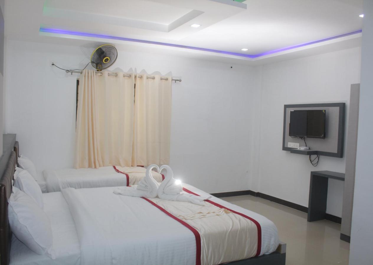 Hotel Shawrya The Grand Madikeri Ngoại thất bức ảnh