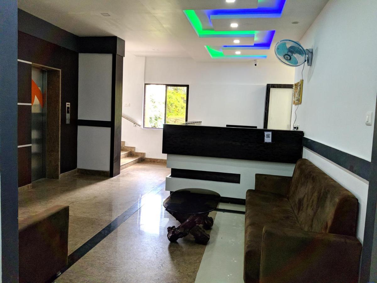 Hotel Shawrya The Grand Madikeri Ngoại thất bức ảnh