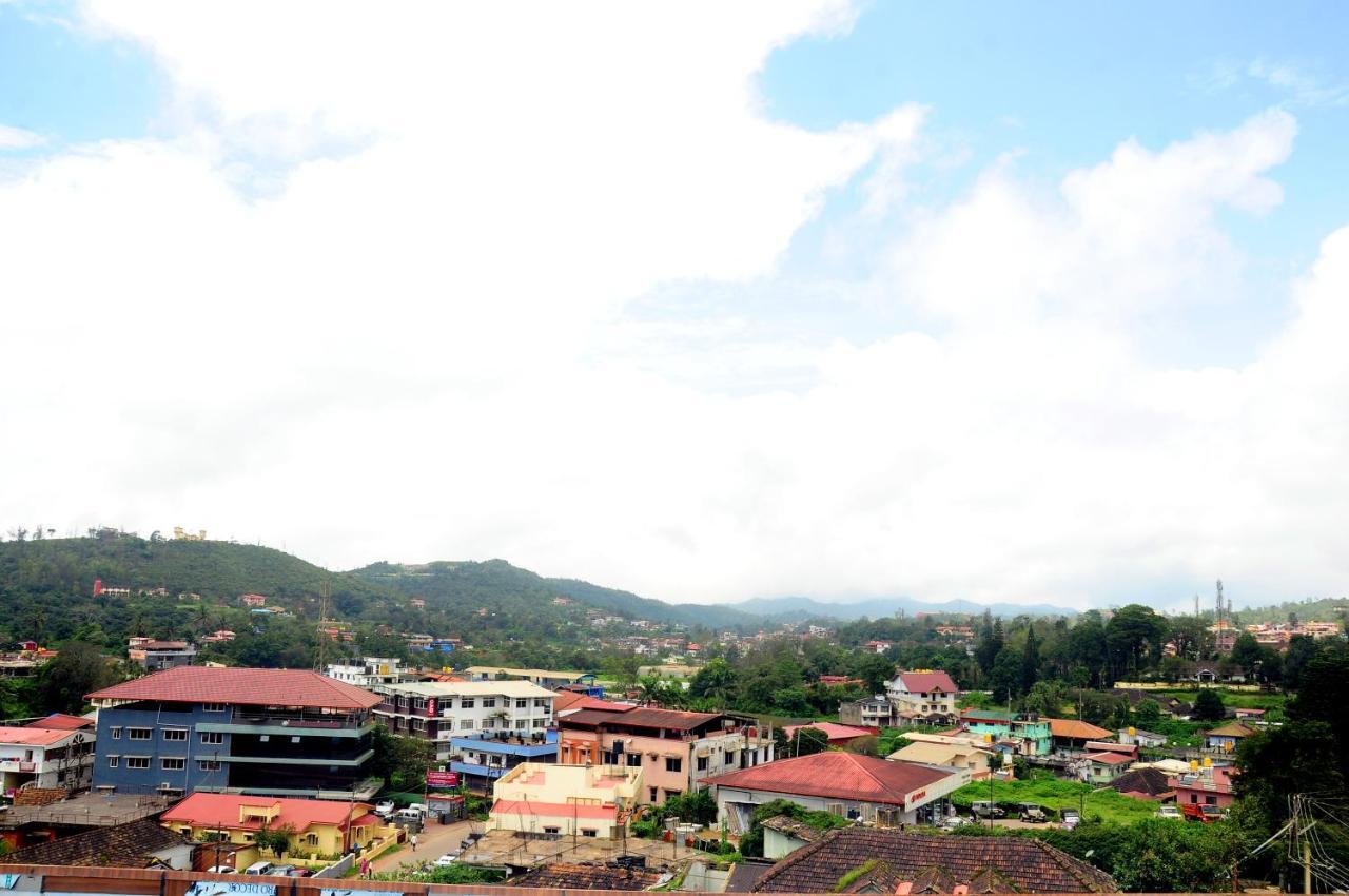 Hotel Shawrya The Grand Madikeri Ngoại thất bức ảnh