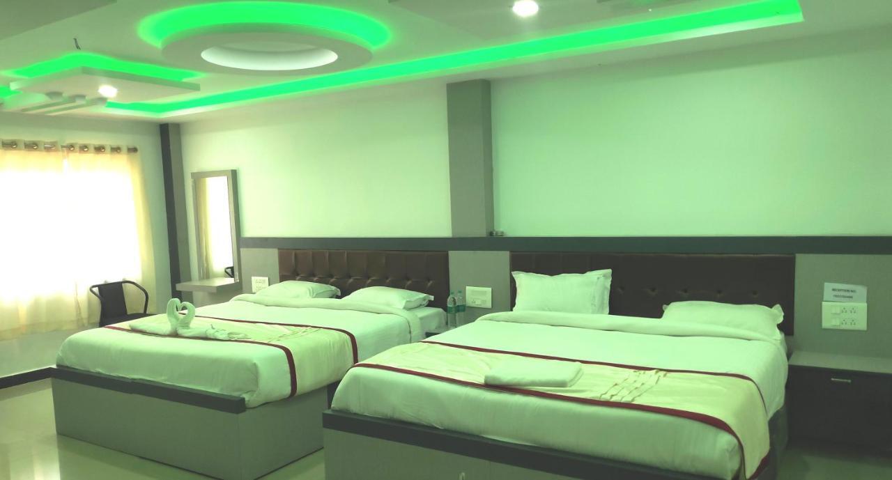 Hotel Shawrya The Grand Madikeri Ngoại thất bức ảnh