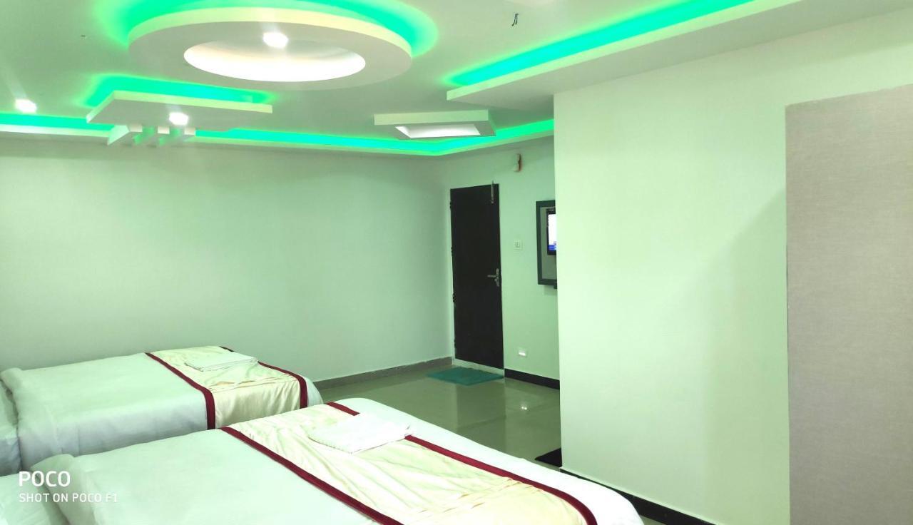 Hotel Shawrya The Grand Madikeri Ngoại thất bức ảnh
