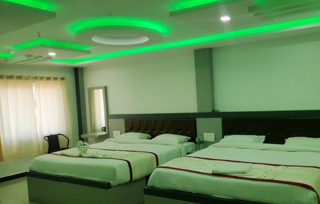Hotel Shawrya The Grand Madikeri Ngoại thất bức ảnh